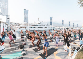Puerto Banús acoge en abril su segundo Festival Internacional de Yoga