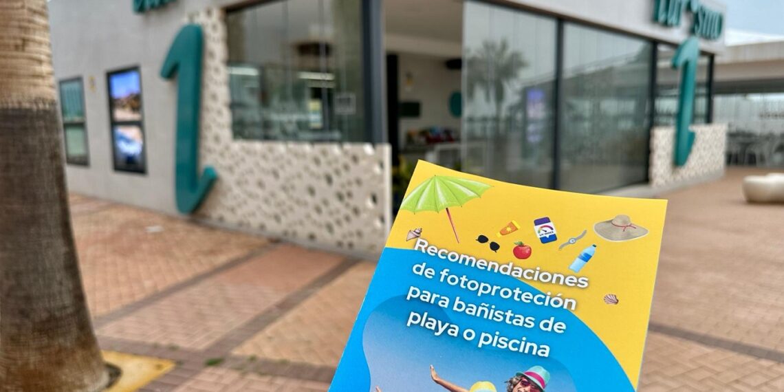 Fuengirola fomenta hábitos saludables de fotoprotección entre vecinos y visitantes dentro del proyecto ‘Soludable’