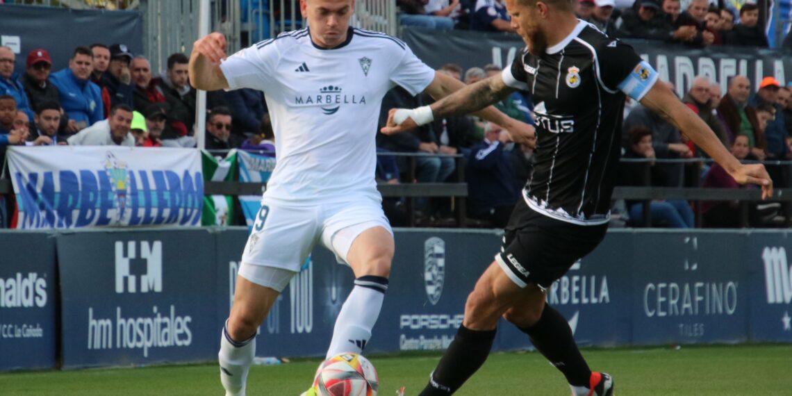 El Marbella FC consigue una luchada victoria ante la Balona