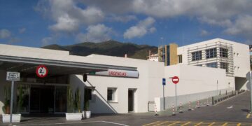 Una mujer y tres menores evacuados al hospital tras una colisión de dos vehículos en Arroyo de la Miel