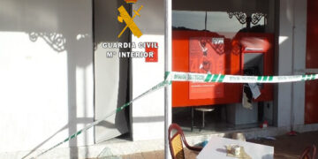 Detenido un menor por un robo con fuerza en una entidad bancaria en Mijas