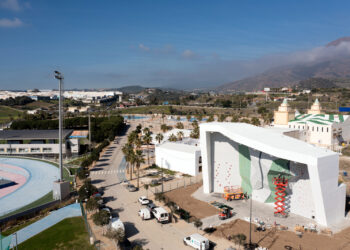 El rocódromo de Estepona, el más grande al aire libre de España, entrará en funcionamiento el lunes