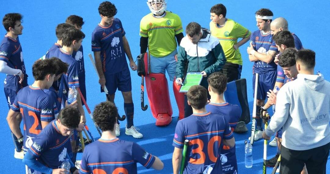 El RH Privé Benalmádena cede la victoria ante el Sardinero (3-2)