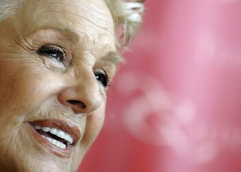 El Festival de Cine de Málaga entrega la Biznaga Ciudad del Paraíso a Lola Herrera