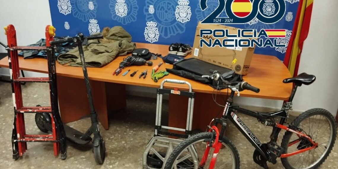 Detenido un hombre por robos con fuerza en naves de un polígono industrial de Málaga