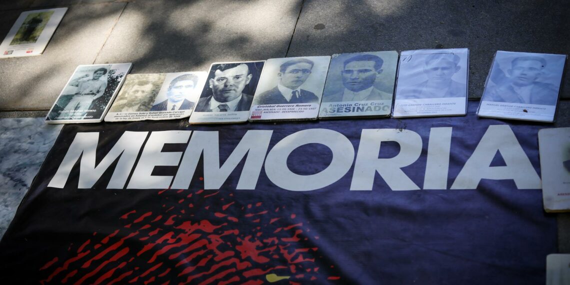 La Junta destinará más de cinco millones a Memoria Democrática hasta 2027 y «reforzará» convenios para exhumar fosas
