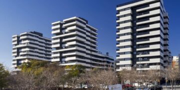 La firma de hipotecas en Andalucía continúa en tasas negativas con una caída del 20,5% en enero