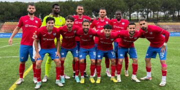 Reparto de puntos en el Muñoz Pérez ante uno de los colistas