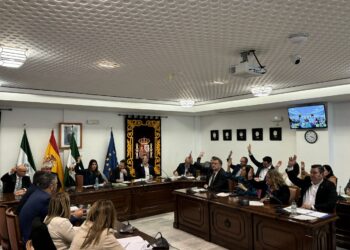 El pleno del Ayuntamiento de Mijas da luz verde a una ampliación presupuestaria de más de 53 millones de euros