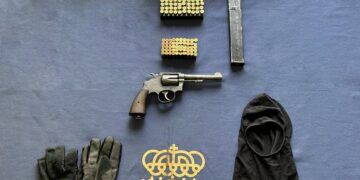 Detenidos en Torremolinos dos peligrosos fugitivos buscados por las autoridades belgas, interviniéndoles un arma de guerra y un revólver