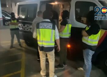La Policía Nacional detiene a cinco personas en relación a la agresión grupal a un ciudadano en el aeropuerto de Málaga