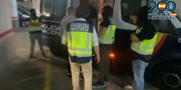 La Policía Nacional detiene a cinco personas en relación a la agresión grupal a un ciudadano en el aeropuerto de Málaga