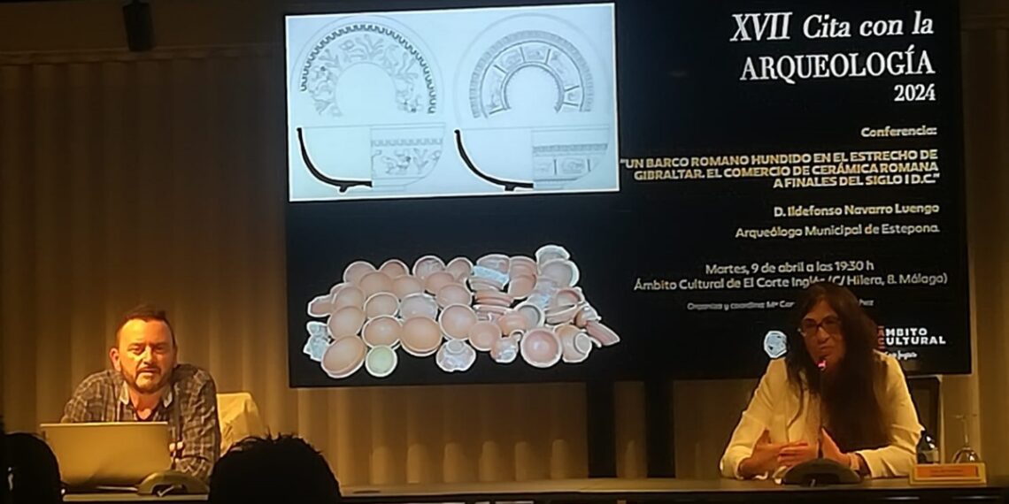 Una colección de cerámica romana del Museo Arqueológico de Estepona, protagonista de una conferencia en la capital