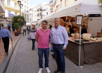 La IX Feria del Queso ‘POPI’ Sabor a Málaga abre una nueva edición del evento ‘Estepona vive sus calles’
