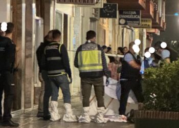 Doble apuñalamiento en Fuengirola: Fallece un hombre y una mujer resulta herida