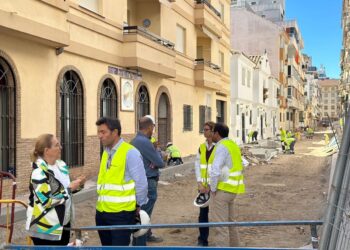 Las obras de remodelación de la calle Asturias de Fuengirola avanzan al 65% de su ejecución