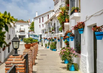 Los americanos eligen a Benalmádena y Mijas como los mejores pueblos para jubilarse
