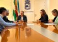 El Ayuntamiento de Fuengirola y el Consorcio de Transporte Metropolitano de Málaga mejorarán la conectividad interprovincial