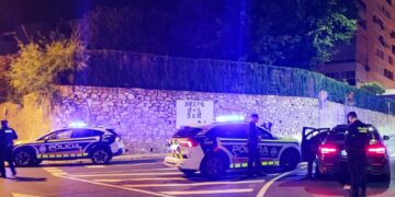 Una rápida intervención policial en Benalmádena logra rescatar a una persona secuestrada en un coche