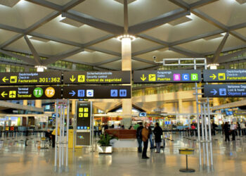¿Quieres viajar? El Aeropuerto de Málaga oferta vuelos baratos para este mes de abril