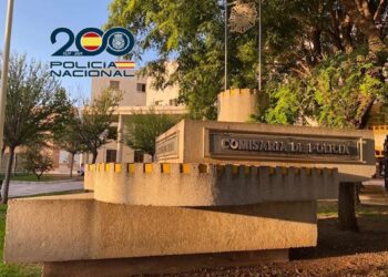 La Policía Nacional alerta de un tipo de estafa que se cobra una víctima diaria entre los comercios de Málaga