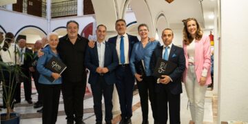 La Coral Ciudad de Benalmádena rinde un emotivo homenaje a Nélida Montesinos