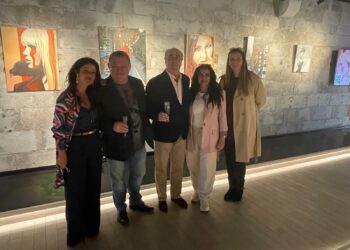 La artista manilveña María José Gil Lozano expone su obra en Gibraltar