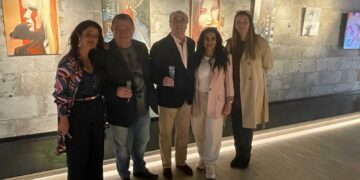 La artista manilveña María José Gil Lozano expone su obra en Gibraltar