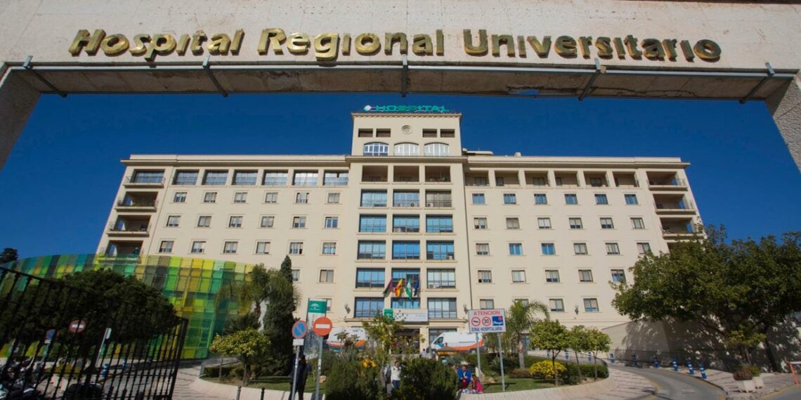 En estado grave una mujer de 36 años atropellada por una furgoneta en Arroyo de la Miel