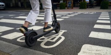 Autoescuelas piden que los conductores de patinetes estén obligados a realizar un curso de formación
