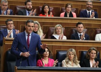 Pedro Sánchez cancela su agenda para decidir si continúa o no al frente del Gobierno