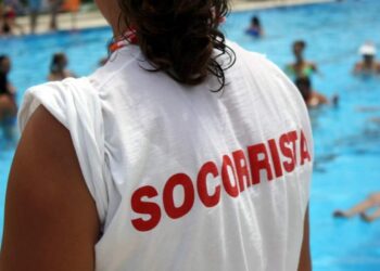Empresas de jardines, piscinas y socorristas protestan hoy por el trato desigual del decreto de sequía