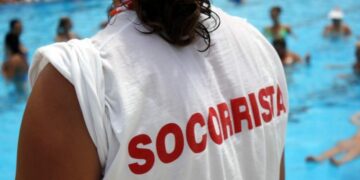 Empresas de jardines, piscinas y socorristas protestan hoy por el trato desigual del decreto de sequía
