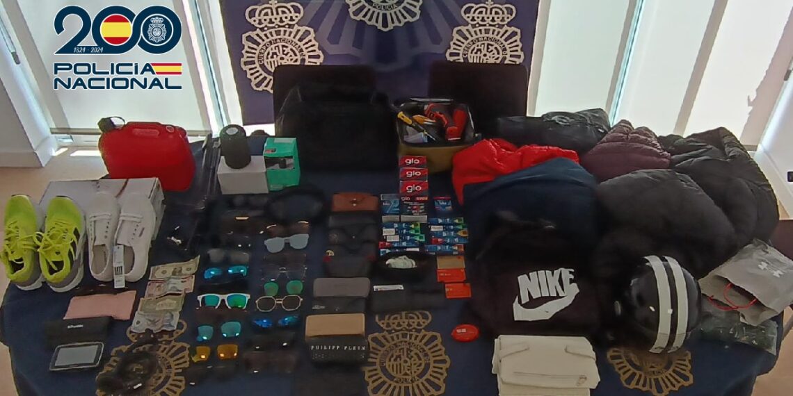 Detenida una pareja por ocho robos de fuerza y seis estafas en la ciudad de Málaga