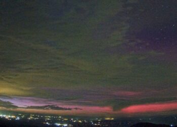 Una aurora boreal se deja ver en gran parte de España