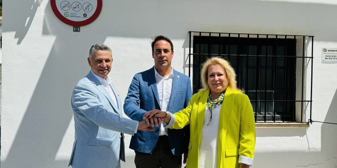 Mijas se sumará a la red de ‘Espacios sin humo’ promovida por la Asociación Española contra el Cáncer