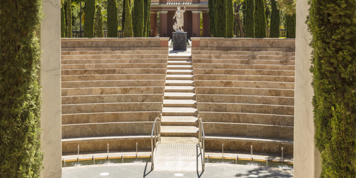 La ópera “Carmen” de Bizet llena de magia el anfiteatro de Anantara Villa Padierna