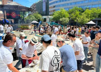 El acto promocional de Fuengirola en la capital de España, llevando lo mejor de su playa, fue un éxito rotundo de asistencia y organización