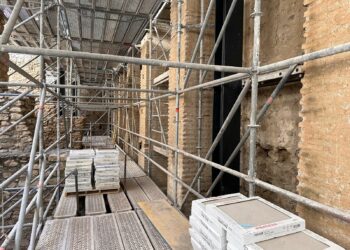 Las obras para recuperar el Castillo de San Luis entran en su fase final con la construcción de la cubierta del recinto