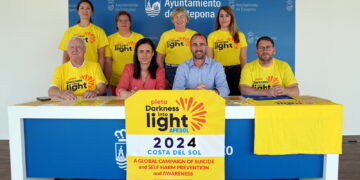 Estepona se suma este sábado a la marcha solidaria ‘Darkness into Light’ para ayudar a personas en riesgo de suicidio