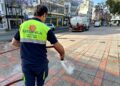 Fuengirola retoma los baldeos diarios en los espacios públicos  con agua no potable y frecuencia quincenal