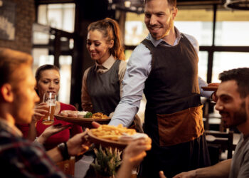 Más de 1.000 vacantes para cubrir puestos de trabajo en los hoteles de la Costa del Sol