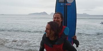 Sarah Almagro lo vuelve a conseguir: Oro en el Campeonato Nacional de Parasurfing 2024