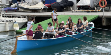 Un equipo que rema contra el cáncer de mama: «Sin hablarnos entendemos por lo que pasa cada una por eso continuamos remando»