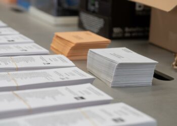 Más de 6,75 millones de personas podrán votar en Andalucía en las elecciones, casi 43.300 de otros países de la UE