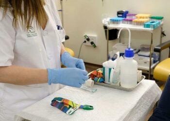 El SAS recorta en Málaga más de un 60% de los contratos a enfermeras, matronas y fisioterapeutas