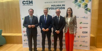 Salado reivindica el tren litoral y mejoras en las carreteras y en las infraestructuras hidráulicas para evitar que se frene el crecimiento de Málaga