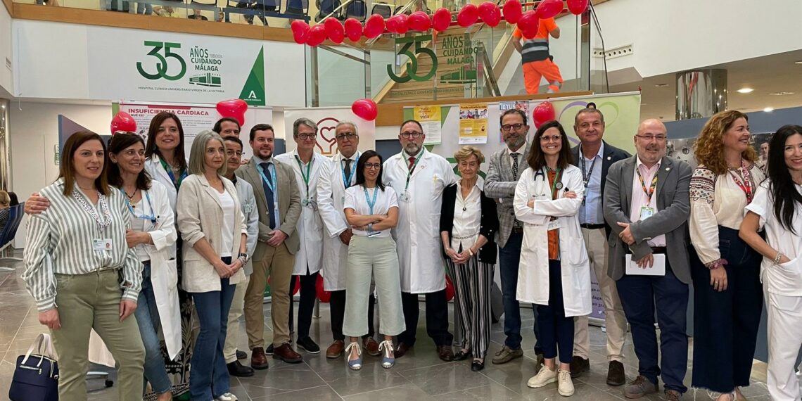 Profesionales de Clínico y Regional participan en campaña de concienciación de la insuficiencia cardiaca