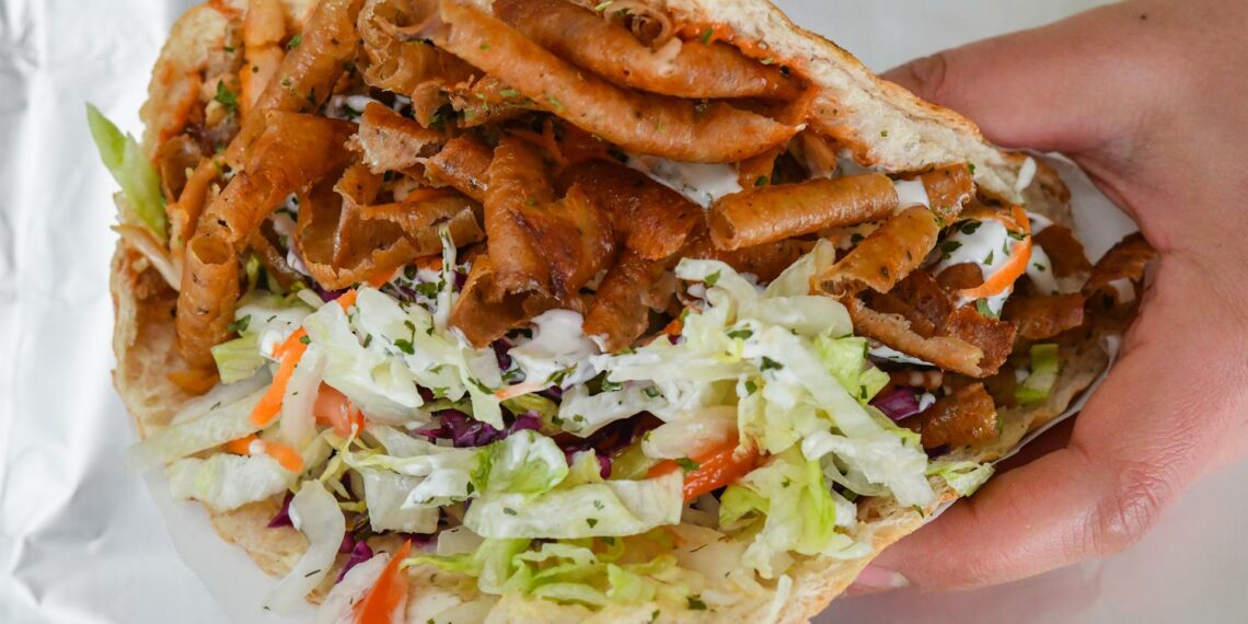 Paralizan en Málaga un lote de preparado cárnico de kebab de pollo al detectarse salmonella