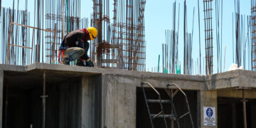El sector de la construcción busca a 100 mil trabajadores en Andalucía
